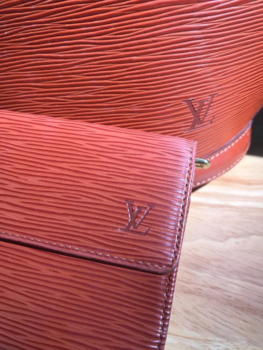 ✅LV BUNDLE DEAL Leather BAG in Burnt Orange with Matching Wallet AUTHENTIC